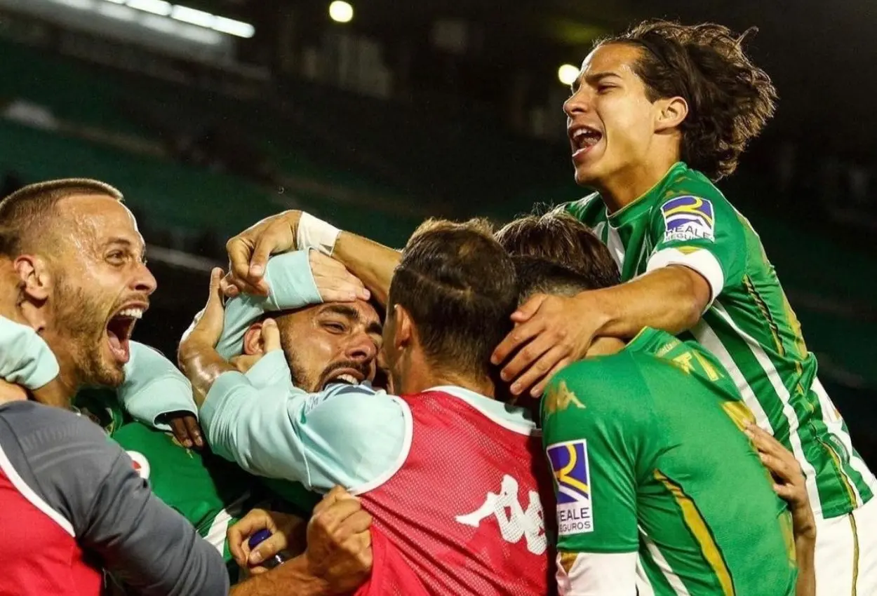 Lainez poco a poco está retomando su nivel que lo llevó al futbol europeo. Foto: Instagram @diego_lainez.