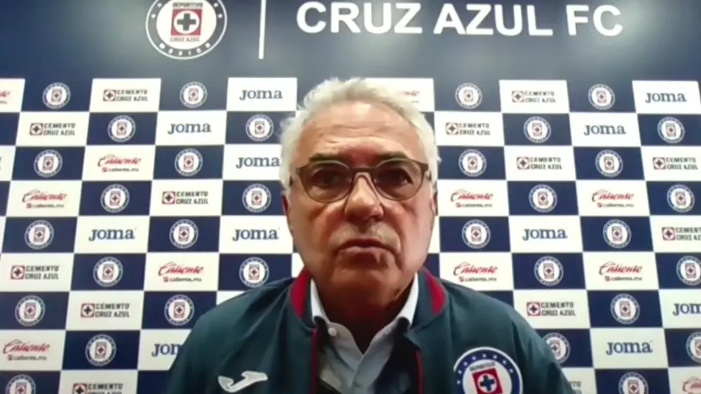 Álvaro Dávila consiguió el ansiado título de Cruz Azul