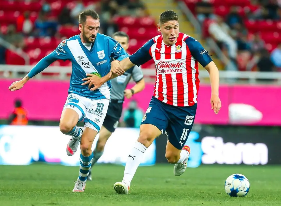 El Rebaño dejó ir una ventaja de dos goles y terminó por perder el partido. Foto: Instagram @Chivas