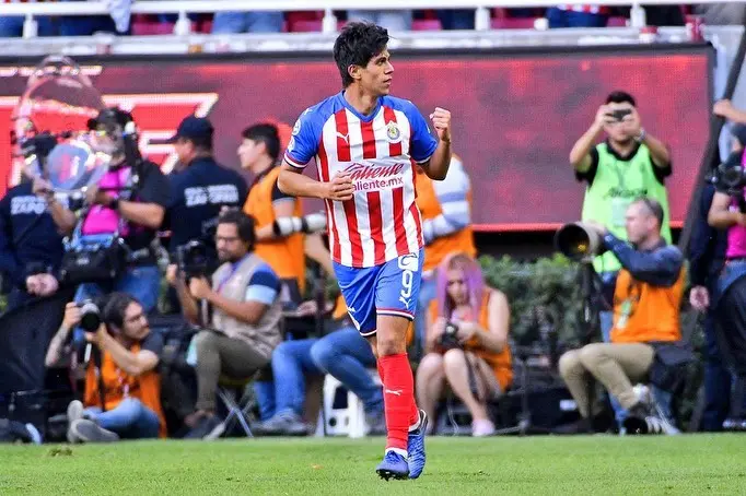 El delantero se integró recientemente al Rebaño después de su breve paso por el futbol europeo. Foto: JJMacias.