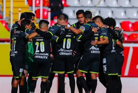 Chivas tendría 2 opciones para fichar un 9 en la Liga MX Chivas tendría 2 opciones para fichar un 9 en la Liga MX