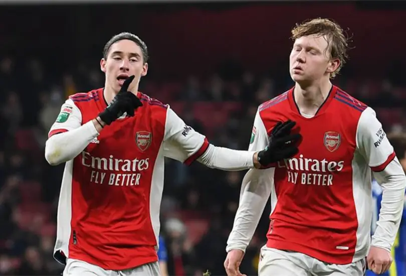 Marcelo Flores se luce con gol en partido Sub-21 entre Arsenal y Chelsea Marcelo Flores se luce con gol en partido Sub-21 entre Arsenal y Chelsea