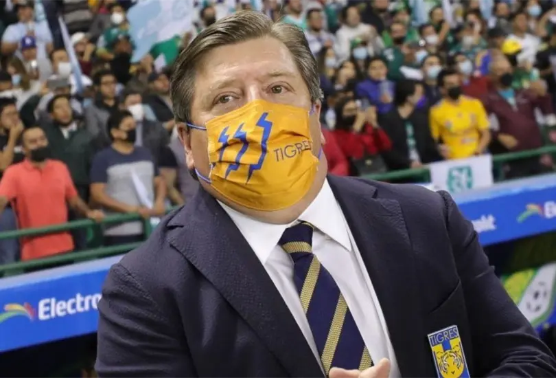 Nos faltaron revulsivos, dice Piojo Herrera sobre el empate ante Santos