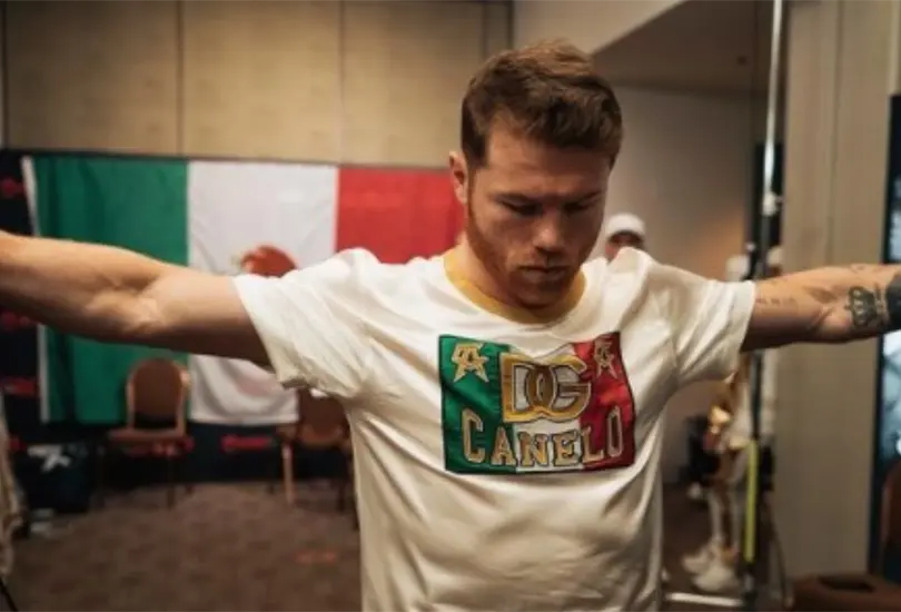 Canelo aprendi&oacute; de Mayweather a escoger rivales f&aacute;ciles y hacer dinero, dice excampe&oacute;n