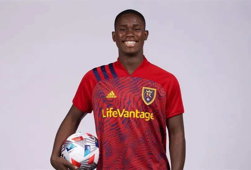 Real Salt Lake hace historia al fichar a ni&ntilde;o de 14 a&ntilde;os