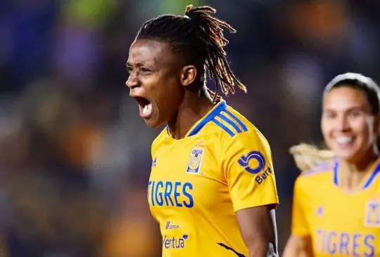 El gol con el que Uchenna Kanu se estrena en Tigres Femenil