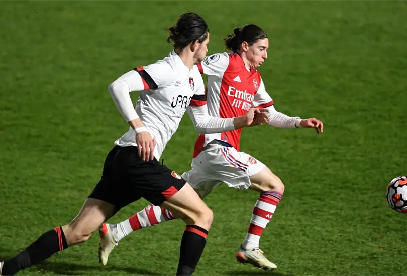 Marcelo Flores anota doblete en la goleada del Arsenal Sub-23 en la Premier League Cup Marcelo Flores anota doblete en la goleada del Arsenal Sub-23 en la Premier League Cup