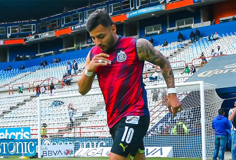 Conductor de aplicación culpa a Vega de provocar choque; Alexis se defiende Conductor de aplicación culpa a Vega de provocar choque; Alexis se defiende