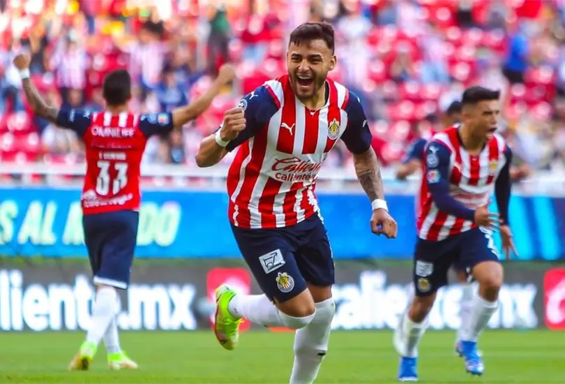Golazo de Vega no tapa las carencias de Chivas en empate con Gallos Golazo de Vega no tapa las carencias de Chivas en empate con Gallos
