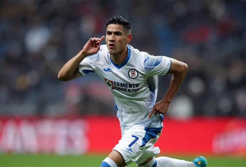 Antuna juega con Cruz Azul desde 2022 Antuna juega con Cruz Azul desde 2022