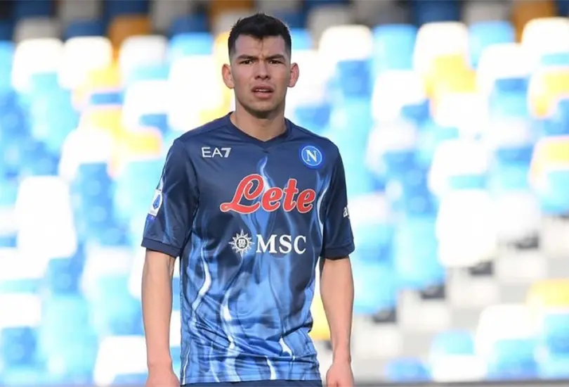 Napoli golea al Salernitana y se acerca al liderato de la Serie A; Chucky es titular