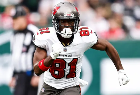 Buccaneers toma decisión definitiva sobre Antonio Brown tras incidente vs Jets Buccaneers toma decisión definitiva sobre Antonio Brown tras incidente vs Jets