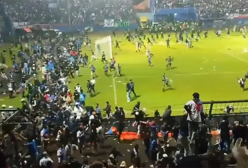 El futbol de Indonesia protagoniz&oacute; una de las tragedias m&aacute;s fuertes en la historia del deporte.