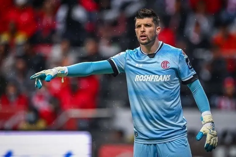 Tiago Volpi señaló el motivo por el cual cobró el tiro de penal. Foto: Instagram @tiagovolpi_90