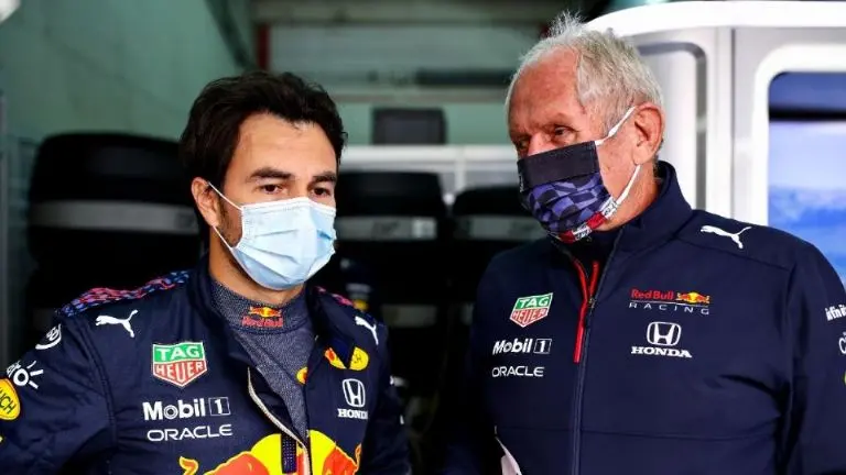 Helmut Marko lamentó que 'Checo' Pérez no pudo quedar en el segundo lugar del GP de México - Archivo Referee