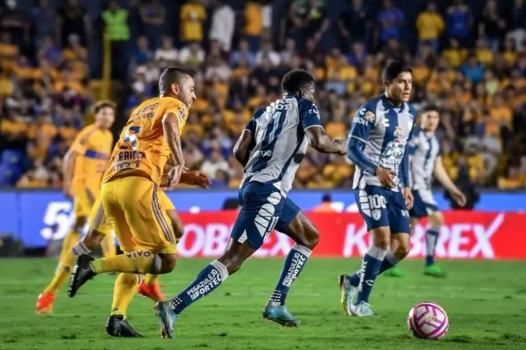 Tigres venció de una manera muy polémica a Pachuca - Twitter @Tuzos