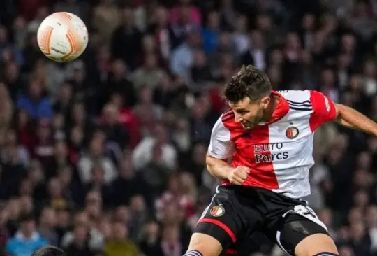 Santiago Giménez se adaptó rápidamente al Feyenoord y eso ha servido para que sus aficionados le tengan un cariño especial.