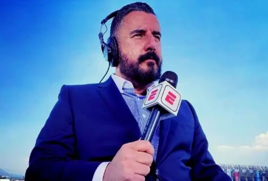 Álvaro Morales en diferentes ocasiones ha dicho que es un personaje dentro de la TV. Álvaro Morales en diferentes ocasiones ha dicho que es un personaje dentro de la TV.