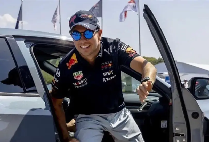 Sergio Checo P&eacute;rez revel&oacute; el modesto auto que manej&oacute; por primera vez en su vida.