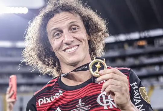 David Luiz entró a una selecta lista después de que ganó la Copa Libertadores.