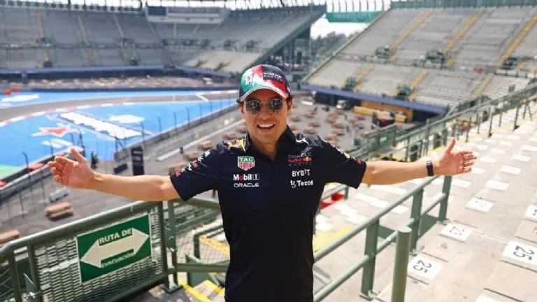 'Checo' Pérez tiene una prueba de F1 el mismo día que juega México vs Polonia - Archivo Referee