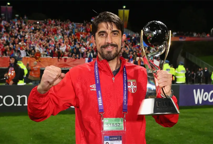 Paunovic se une a la lista de los jugadores y entrenadores serbios que llegaron al futbol mexicano. Paunovic se une a la lista de los jugadores y entrenadores serbios que llegaron al futbol mexicano.