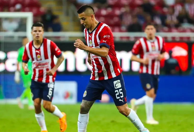 Roberto Piojo Alvarado asegur&oacute; que no asisti&oacute; al concierto de Nodal y que no quiere tener problemas con su esposa. 