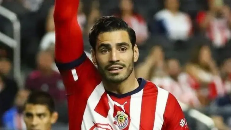 Pollo Briseño fue titular en el último partido ante Atlas. Galería Referee