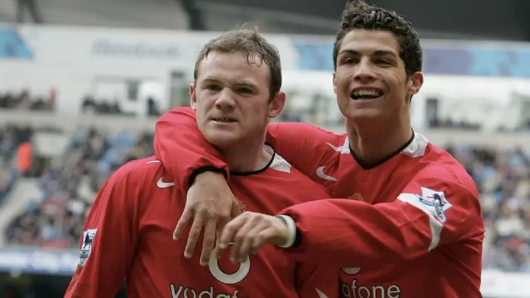 Wayne Rooney y Cristiano Ronaldo fueron compañeros en el Manchester United. Galería Referee