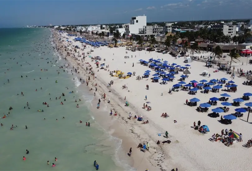 Las playas suelen recibir a muchos turistas en los &uacute;ltimos d&iacute;as festivos del a&ntilde;o. 
