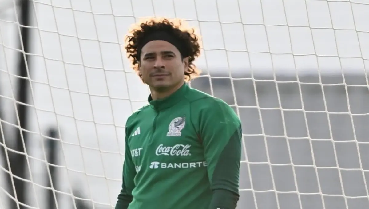 Guillermo Ochoa/37 años, Club América, ha sido convocado cinco veces.