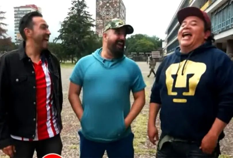 &Aacute;lvaro Morales estuvo en la casa de los Pumas para comer tacos de canasta.