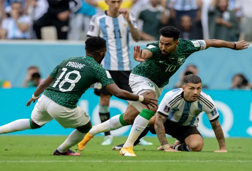 Salem Al Dawsari termin&oacute; siendo el gran h&eacute;roe de Arabia tras anotar un golazo frente a Argentina (Foto: @SaudiNT)