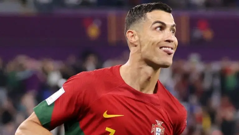 Cristiano Ronaldo anotó de penal en Qatar 2022. <br>fifaworldcup_es