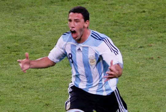 Maxi Rodríguez eliminó a México con un golazo en Alemania 2006 Maxi Rodríguez eliminó a México con un golazo en Alemania 2006