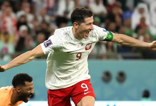 Robert Lewandowski encabezó el triunfo de Polonia sobre Arabia Saudita