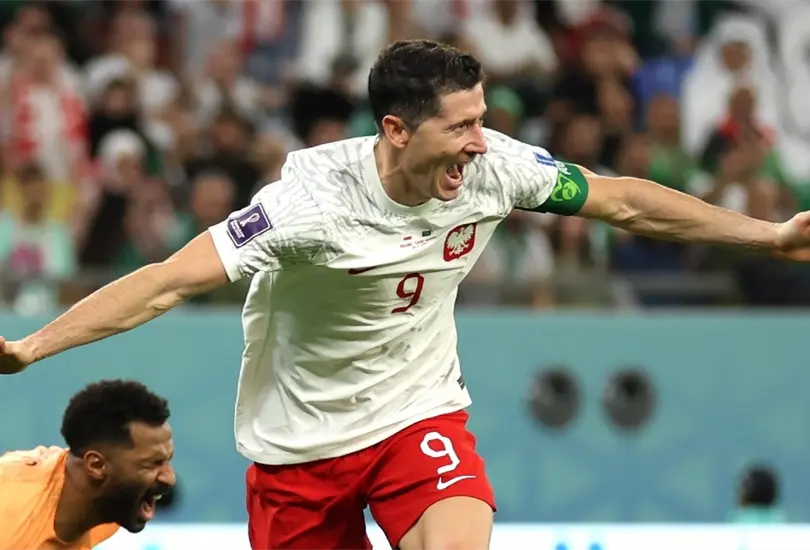 Robert Lewandowski encabez&oacute; el triunfo de Polonia sobre Arabia Saudita