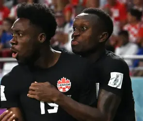 Alphonso Davies sorprende a Croacia con gol de vestidor y hace historia para Canad&aacute;