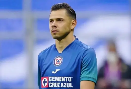 Ángel Romero hizo oficial su salida de Cruz Azul.