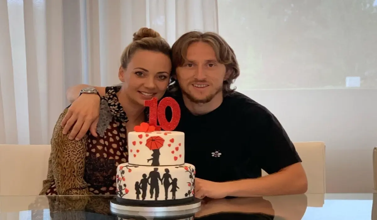 Vanja Bosnic es la croata y esposa de Luca Modric desde hace más de 10 años, además es su representante y fue pieza clave para el traspaso de Modric al Real Madrid.