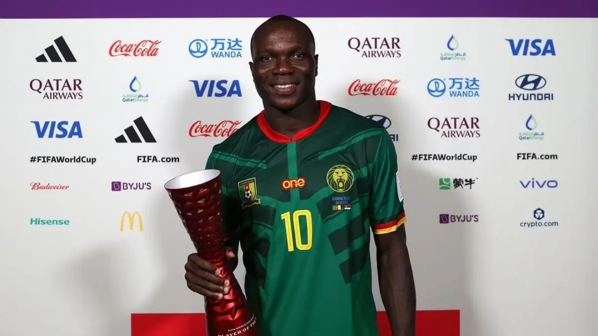 VINCENT ABOUBAKAR - CAMERÚN. El mítico delantero camerunés tuvo una actuación única en su partido ante Serbia. Tomó el mandó de su país como lo acostumbra e incluso se mandó un golazo exquisito en el empate 3-3.