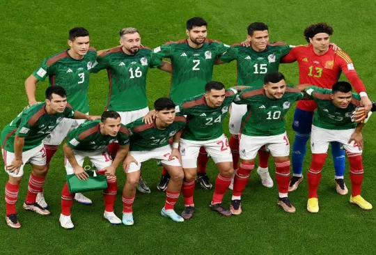 México necesita ganar por cuatro o más goles a Arabia Saudita para no depender de ningún otro marcador. 