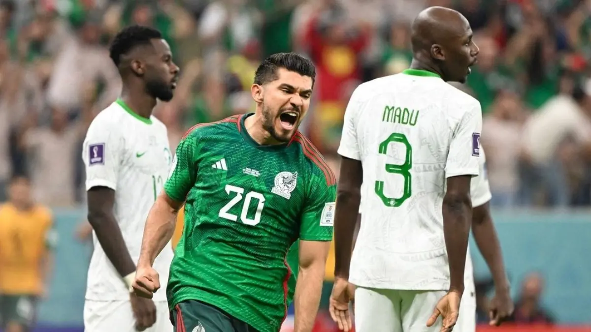 HENRY MARTÍN. El delantero yucateco fue de los más cuestionados en el proceso rumbo a Qatar 2022, aunque puede presumir que en su primera Copa del Mundo marcó un gol que alimentó las esperanzas del país.