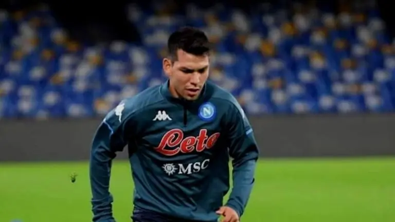 Hirving Lozano inició el partido desde la banca. Foto: Instagram @chuckylonzano