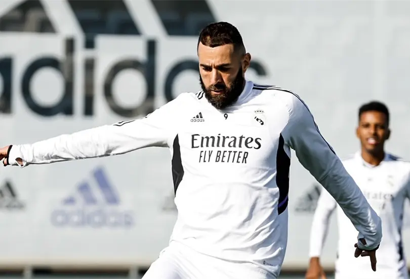 Karim Benzema no podrá jugar el último partido del Real Madrid previo al parón por Qatar 2022 Karim Benzema no podrá jugar el último partido del Real Madrid previo al parón por Qatar 2022