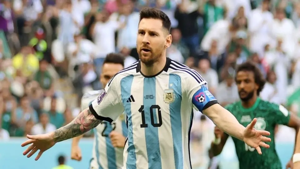 Lionel Messi fall&oacute; un penal en el duelo de Argentina contra Polonia.