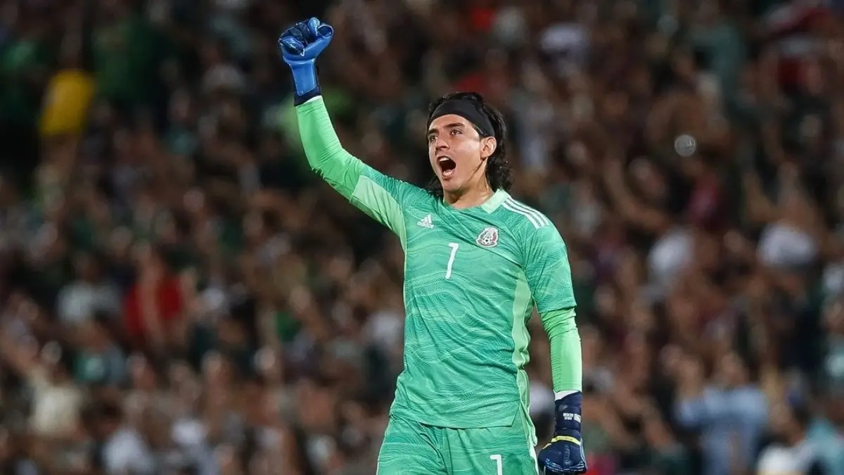 CARLOS ACEVEDO. El portero de Santos Laguna está señalado como el estandarte del recambio generacional bajo los tres postes. Llegaría al Mundial de 2026 con 30 años.