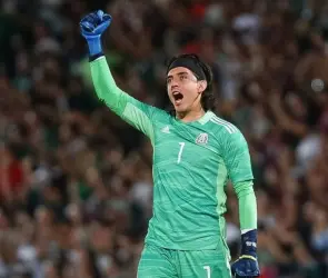 Carlos Acevedo le responde a Memo Ochoa sobre ganarse su lugar en el Tri
