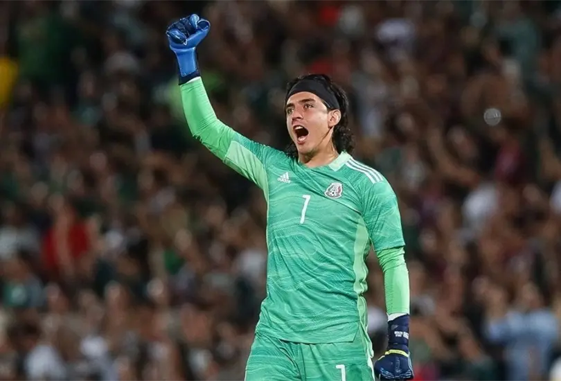 El guardameta no dud&oacute; en alzar la voz ante las declaraciones de Memo Ochoa sobre su puesto en la Selecci&oacute;n Mexicana