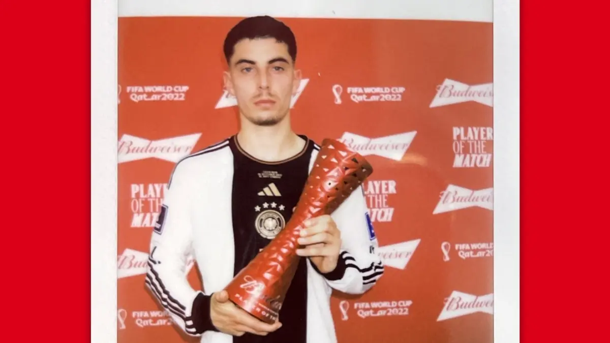 KAI HAVERTZ. El alemán marcó doblete en el agónico triunfo de su país 2-4 sobre Costa Rica. A pesar de recibir dicho reconocimiento, no evitó nuevamente una caída en Fase de Grupos.